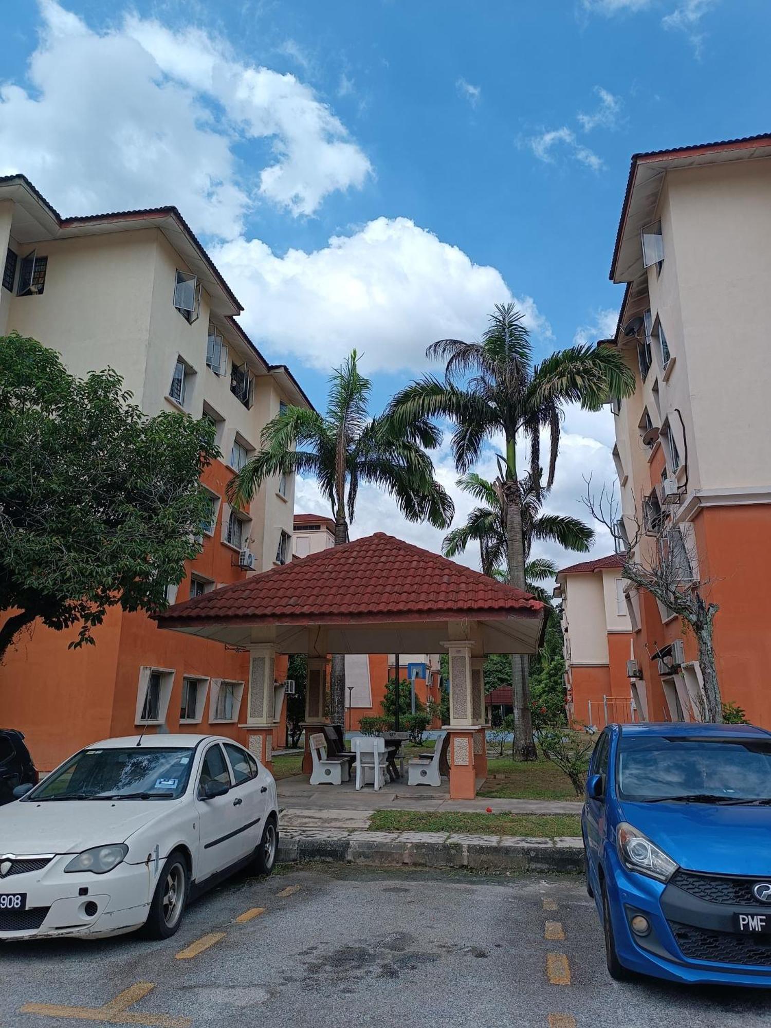 M.Fr Homestay Pangsapuri Putra Damai بوتراجايا المظهر الخارجي الصورة